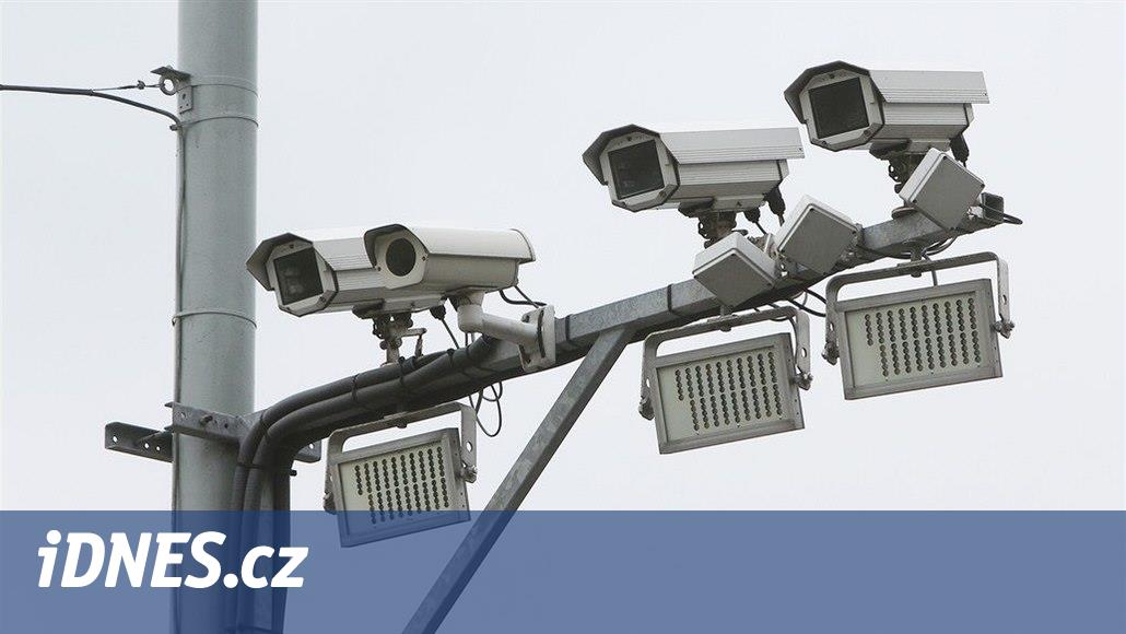Na radnici ve Varnsdorfu zasahuje policie, patrně kvůli pronájmu radaru